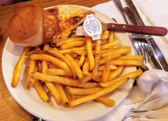 Grilled Chicken at Russ' Muskegon