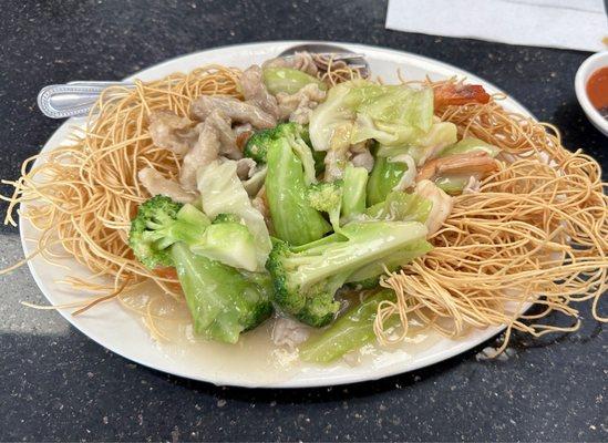 Combination crispy fried noodle