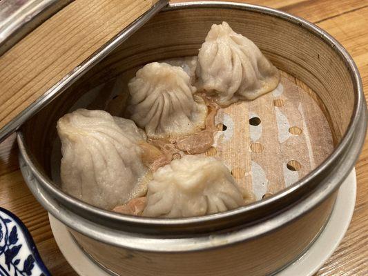 Steamed Pork Soup Dumplings(4Pcs) (4Pcs)