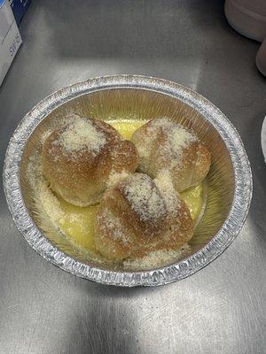 Garlic knots