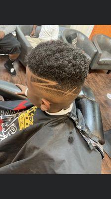 Kids haircut w/design