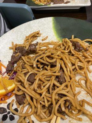 Japanese sautéed lo mein noodles with beef - delicious!