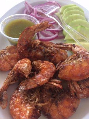 Cucarachas are yummy with crispy skin and their mixed Botana is soo yummy, perfect on a hot day