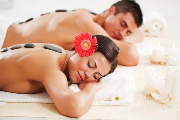 We offer customized Couples Massages for 60 or 90 minutes they're a truly unforgettable experience.