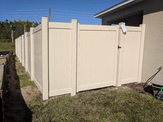 Tan Vinyl #Fence we Installwd