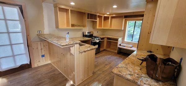 Kitchen in progress