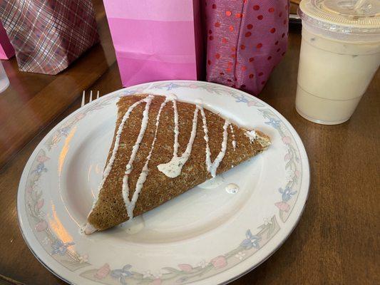 Turkey, bacon & basil pesto crepe with iced latte breve.