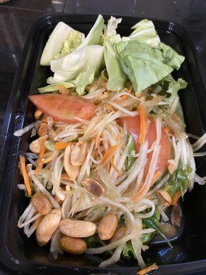 Som Tum (papaya salad)