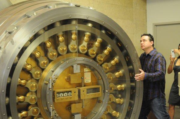 Vault door is perfectly engineered so that it can be opened and closed by one person.