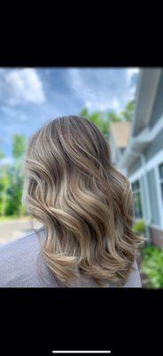 Foliage on light brown hair for a beautiful blonde result!