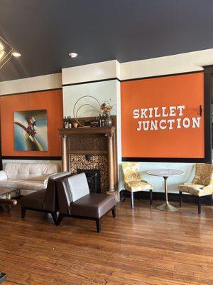 Skillet Junction-Lobby