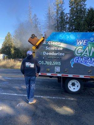 Trash can cleaning