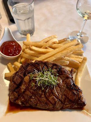 Steak Frites. Outstanding!