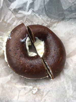 Pumpernickel with plain cream cheese.