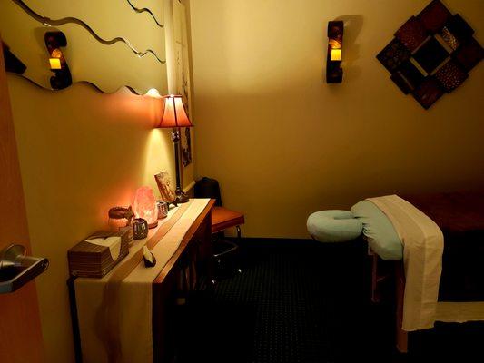 Relaxing Massage Room