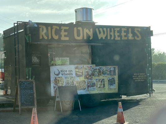 Little food truck right next to where Maria's Taco truck used to be.