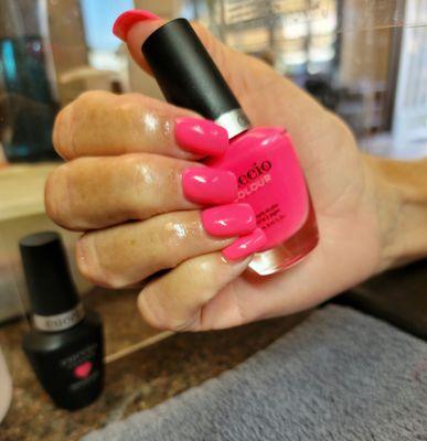 Gel polishished acrylic nails by Gina Longo