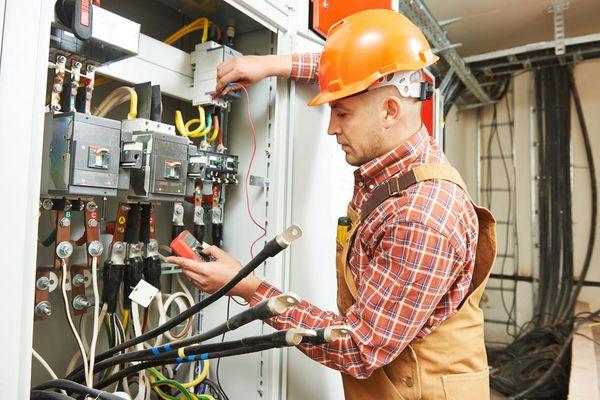 Electrician in, Pueblo West, CO.