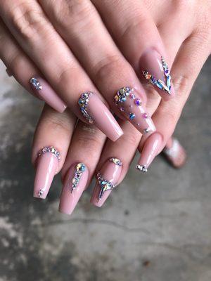 Nails by Deyanira