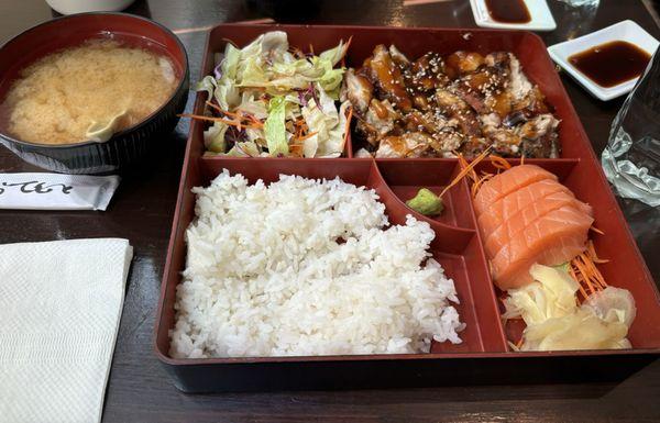 Bento Lunch Box: Chicken Teriyaki & Salmon Sashimi