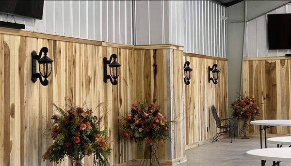 We can't wait to make your rustic elegance come true!