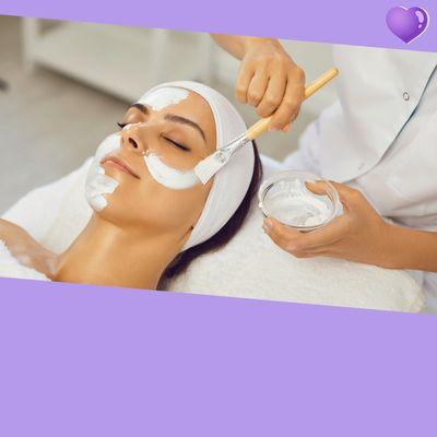 Book our Oxygenation Facial and get full hydrated skin