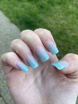 Ombré dipping powder nails