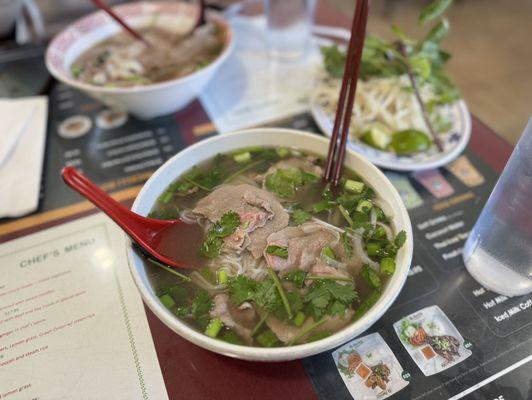 Pho tai