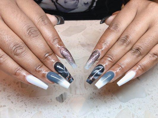 Marble nails at Tim