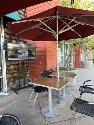 Outdoor seating w/ TV