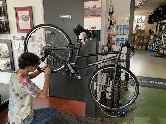 Neighborhood Bike Shop - East Sac