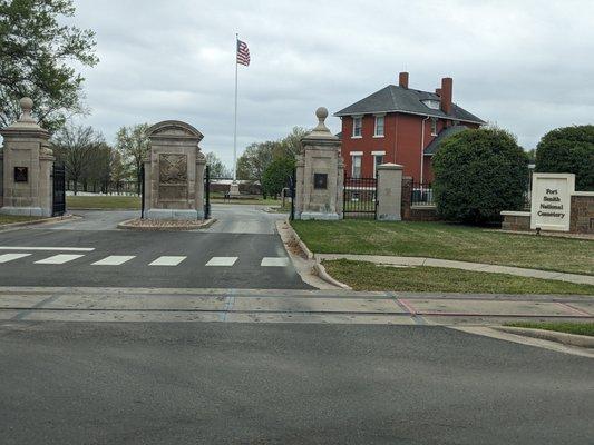 Fort Smith National Cemetery