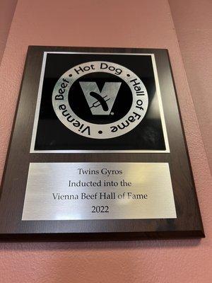 Twins Gyros is a member of the Vienna Beef Hall of Fame!!!