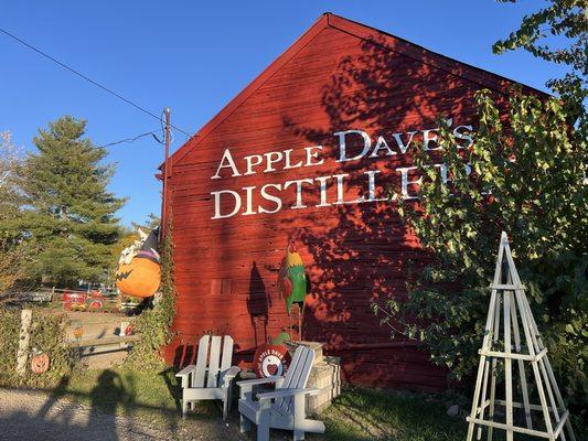 Apple Dave's Distillery