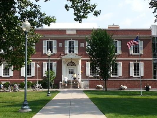 Crandall Public Library