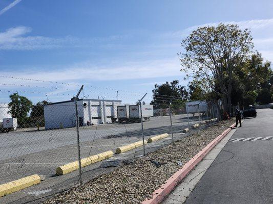 Chain Link Fence & Gate