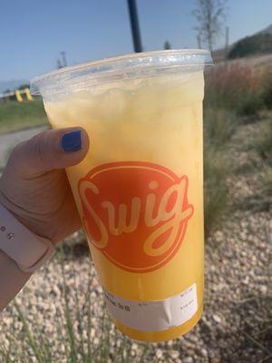 Mango breeze refresher