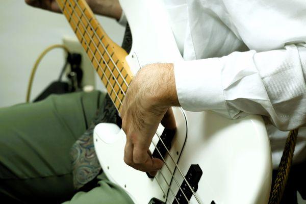 Electric Bass Guitar Lessons