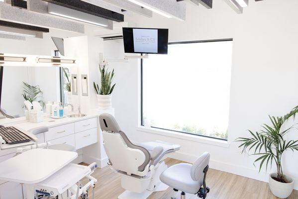 A patient exam room at Kansas City Smiles & Co. in Independence, MO