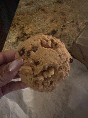 Chocolate chip with walnuts