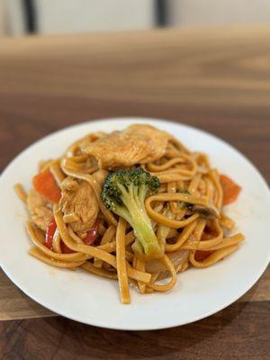 Chicken Lo mein