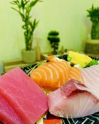 Sashimi Combo (Pic 2) features Tuna, Salmon, Yellowtail, Tamago & Cooked Shrimp