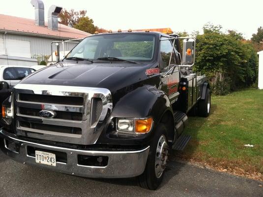 24 Hour Towing Tow Truck/ Wheel Lift