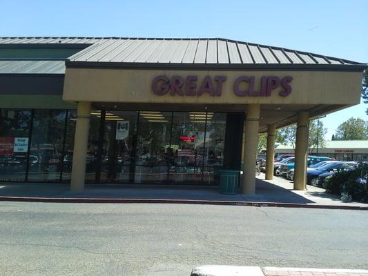 Great Clips Store Front, Green House Market Place Shopping Center, San Leandro, CA.