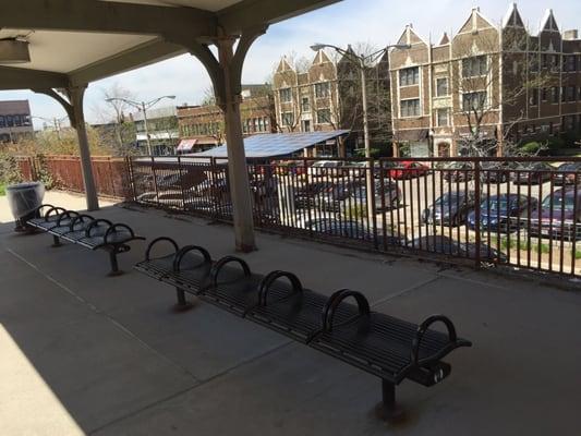 Inbound Metra seating area