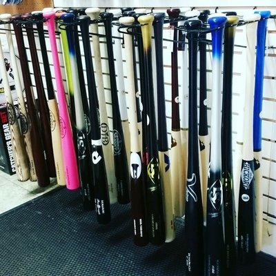 Pro level wood! Marucci, Trinity, SSK, LOUISVILLE SLUGGER, Annex, Victus, Old Hickory, Sam Bat, Rawlings, Easton, Zinger, DTB and more.