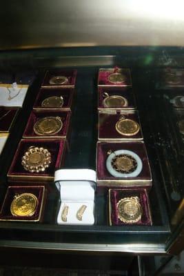 Gold coin jewelry