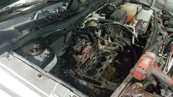 2006 Saturn Vue Head Gasket repair.