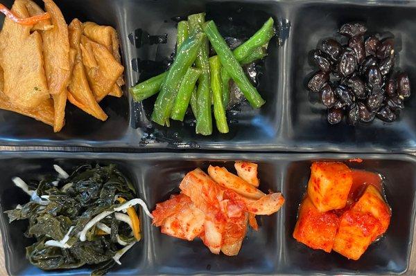 Nice Banchan arrangement