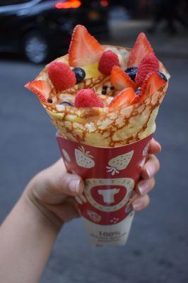 6. Wild Berries Crepe